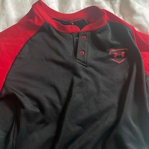 Black and Red Long sleeve Under Armour Pullover